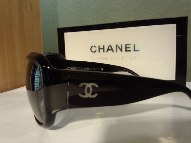http://www.washin-optical.co.jp/blog/annex/chanel%E6%A8%AADSC_0157.jpg