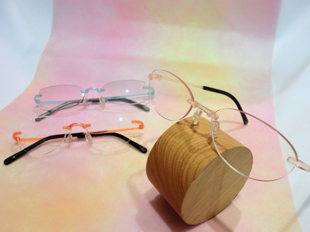 http://www.washin-optical.co.jp/blog/ladies/%EF%BE%8C%EF%BE%9F%EF%BE%97%EF%BE%86%EF%BD%B3%EF%BE%913%E6%9C%AC.JPG