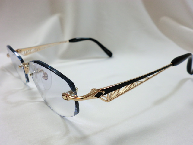 http://www.washin-optical.co.jp/blog/ladies/CIMG0741.JPG