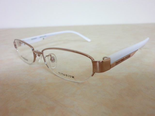 http://www.washin-optical.co.jp/blog/ladies/YSL4581J%E3%80%80B3B.JPG